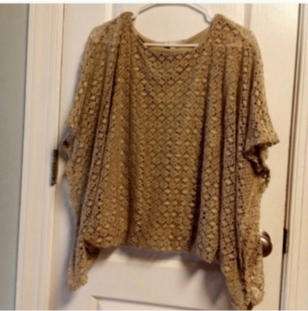Chenault Top Beige Women's S Tan Crochet Overlay W Beige Undershirt Oversized